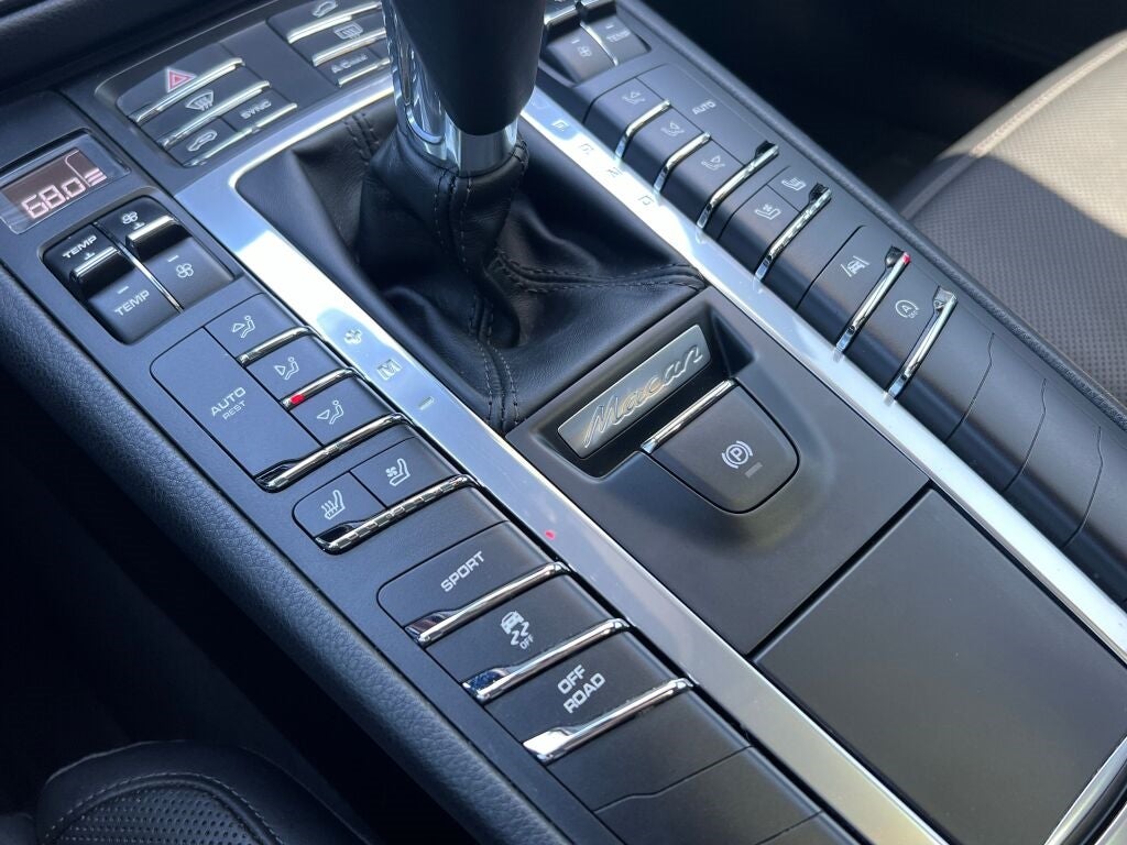 2019 Porsche Macan AWD